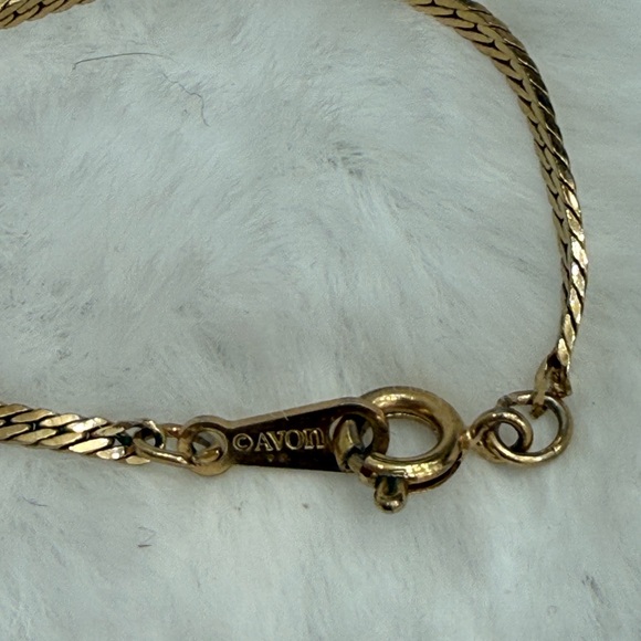 Vintage Avon gold-tone V-shaped pendant accented with clear crystal rhinestones - Picture 5 of 9